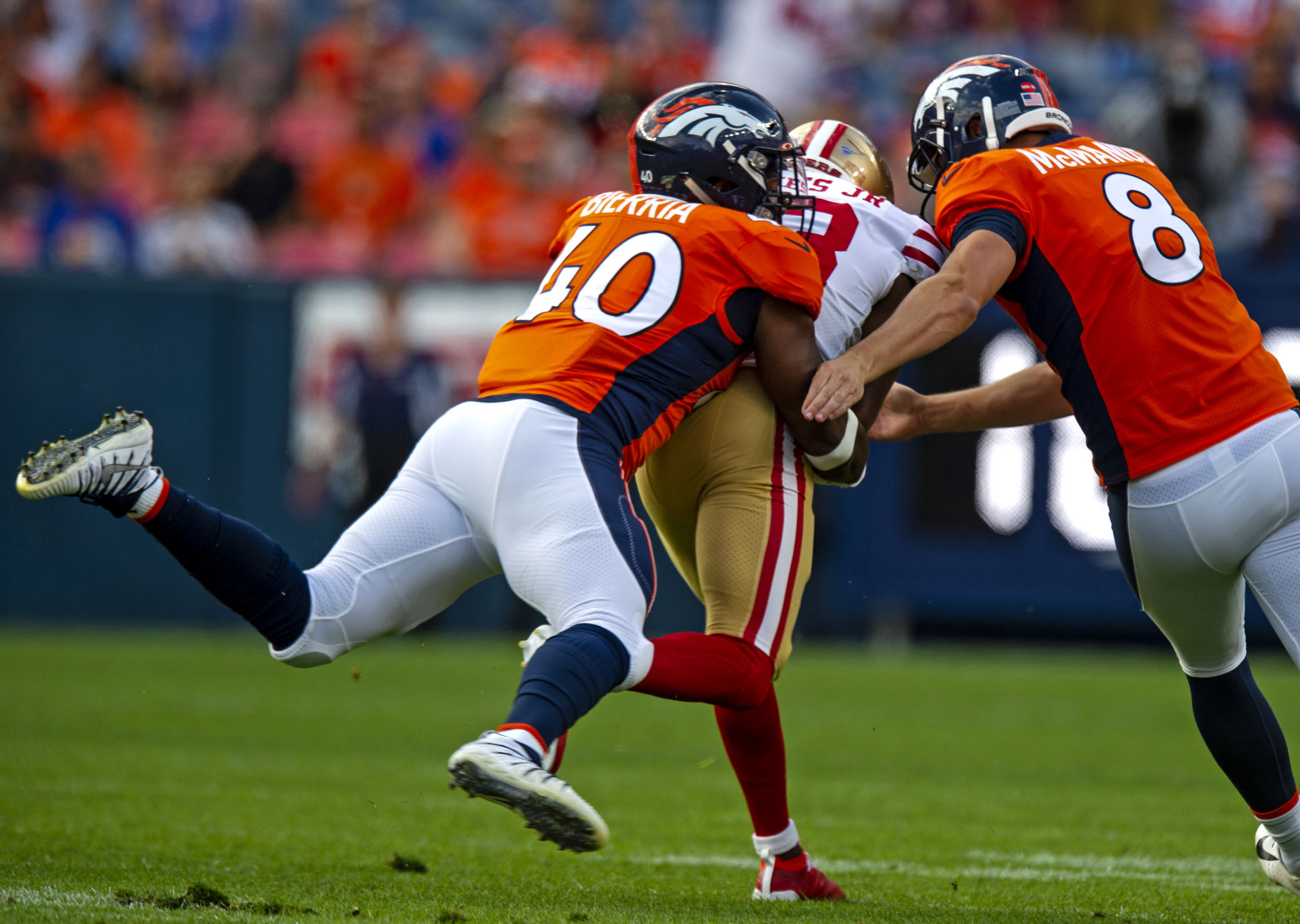 082019-sports-broncos 05.JPG
